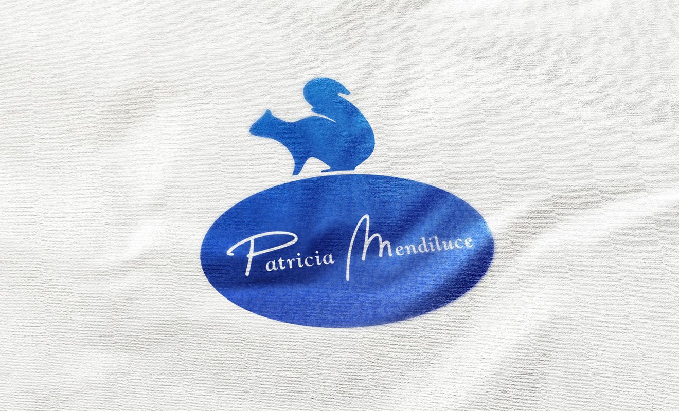 Logotipo Patricia Mendiluce Logotipo Patricia Mendiluce