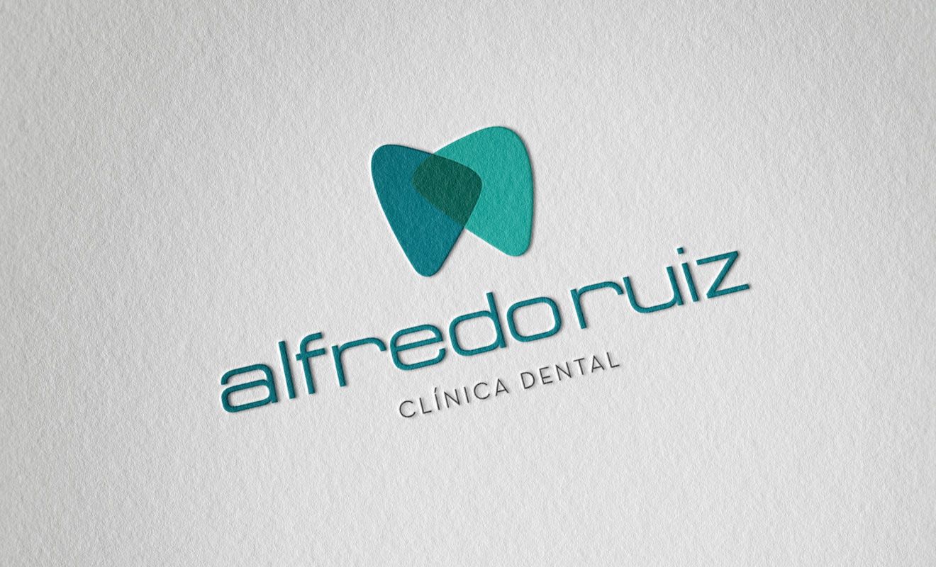 Logotipo Alfredo Ruiz Clínica Dental
